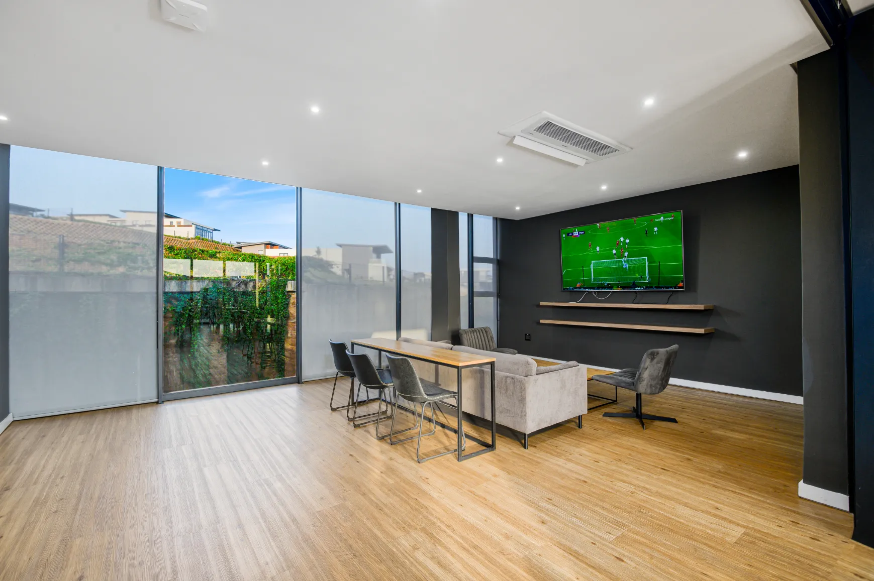 Social room